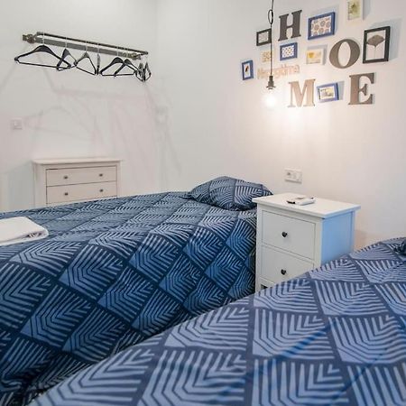 ולנסיה Cozy Flat In City Center Feel The Vibe Selfcheckin מראה חיצוני תמונה