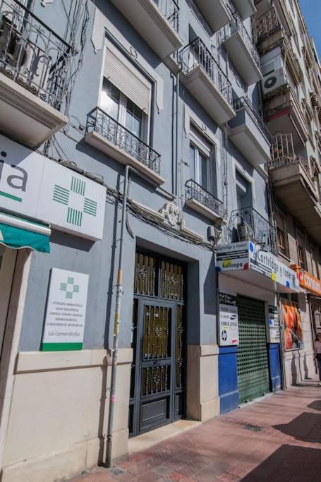 ולנסיה Cozy Flat In City Center Feel The Vibe Selfcheckin מראה חיצוני תמונה